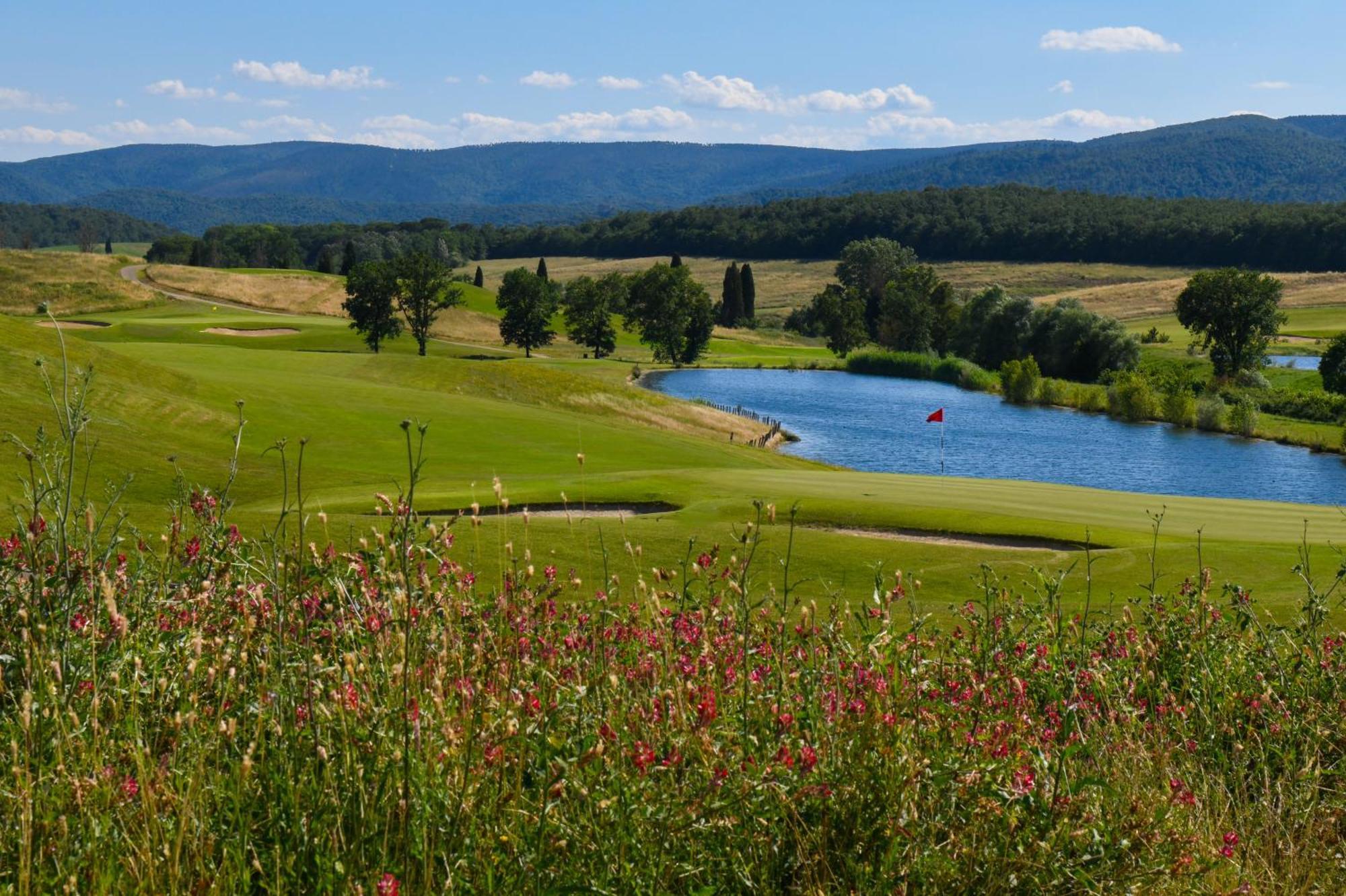 La Bagnaia Golf Resort Kültér fotó